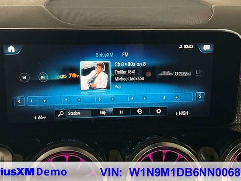 Certified 2022 Mercedes-Benz EQB 350 4MATIC image 40