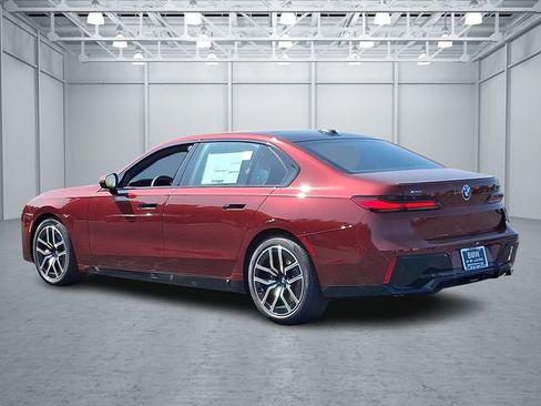 New 2025 BMW 740i xDrive 740i xDrive image 6