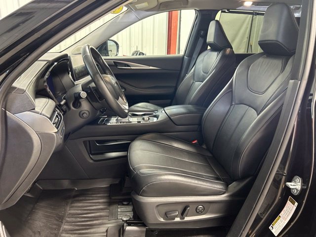 Used 2023 INFINITI QX60 Luxe w/ Performance Audio Package AWD/4WD image 13