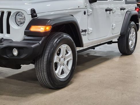 Used 2021 Jeep Wrangler Unlimited Sport S image 17