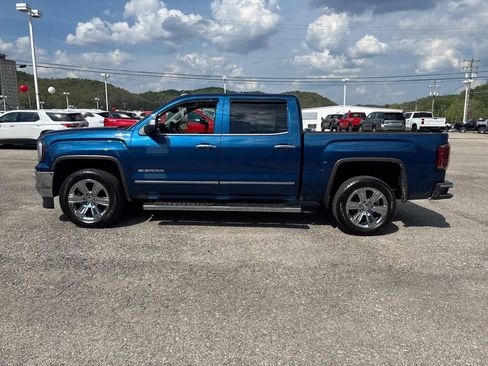 Used 2018 GMC Sierra 1500 SLT AWD/4WD image 2