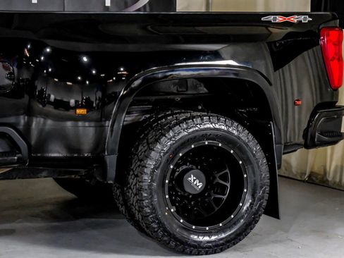 Used 2024 Chevrolet Silverado 3500 LTZ w/ LTZ Convenience Package image 14