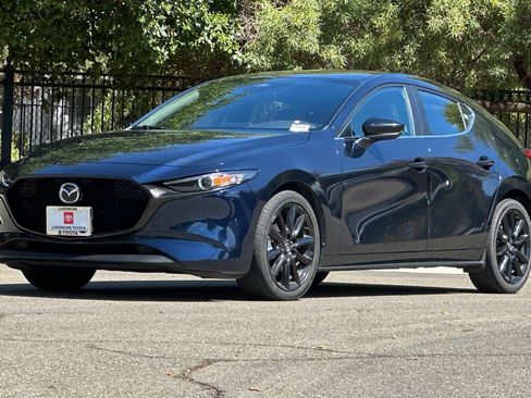Used 2025 MAZDA MAZDA3 s Sport FWD image 8