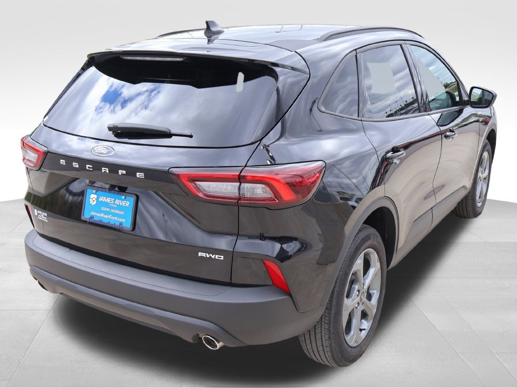 Certified 2025 Ford Escape ST-Line AWD/4WD image 6