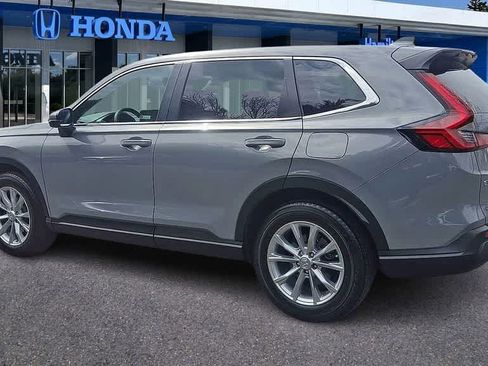Used 2025 Honda CR-V EX image 6