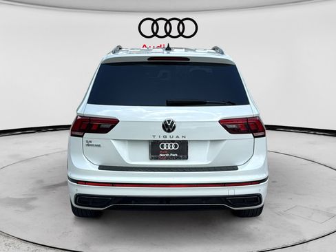 Used 2024 Volkswagen Tiguan SE R-Line FWD image 5