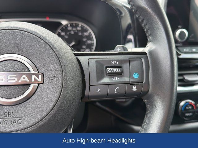 Used 2023 Nissan Pathfinder SV AWD/4WD image 23