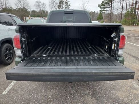 Used 2021 Toyota Tacoma Limited image 10