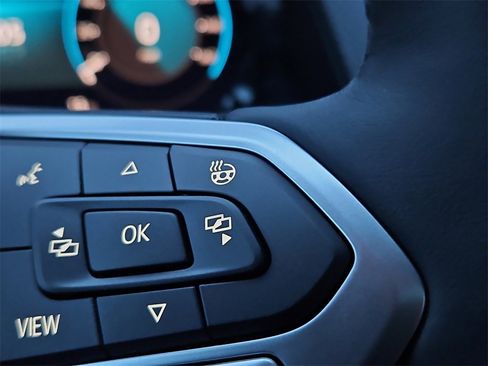 New 2026 Volkswagen Atlas Cross Sport SEL Premium R-Line image 16