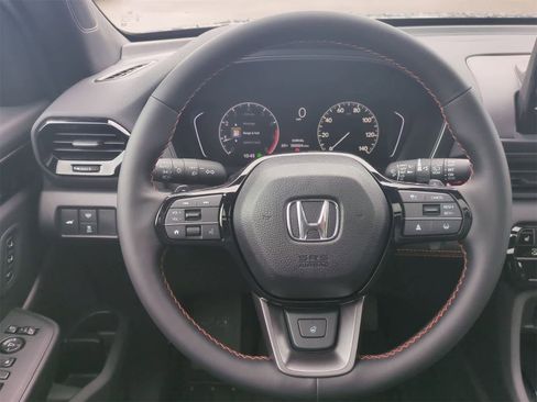 New 2025 Honda Pilot TrailSport image 24