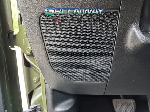 Used 2023 Jeep Wrangler Unlimited Sahara AWD/4WD image 13