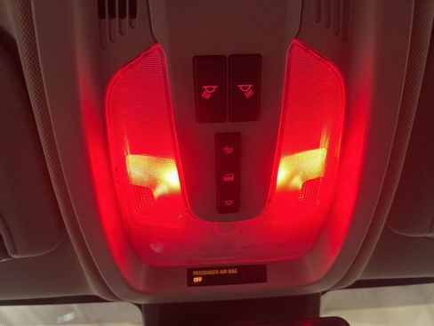 Used 2016 GMC Terrain SLE image 25