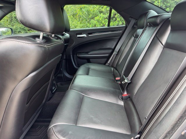 Used 2023 Chrysler 300 S w/ Comfort Group RWD image 15