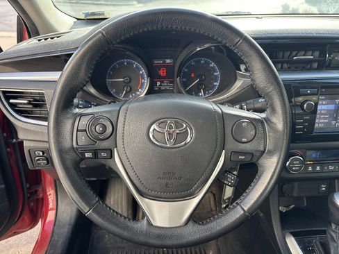 Used 2016 Toyota Corolla S image 18