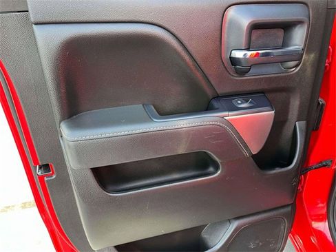 Used 2018 Chevrolet Silverado 1500 LT image 18
