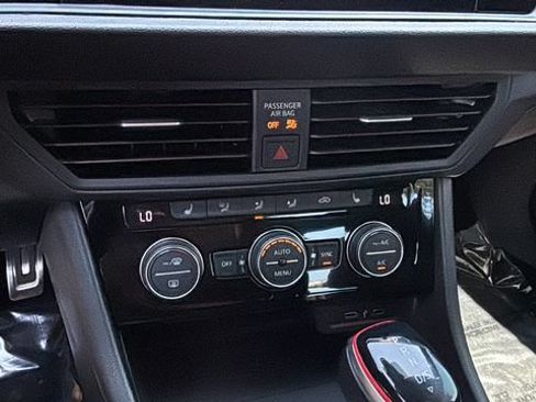 Used 2023 Volkswagen Jetta GLI Autobahn FWD image 31
