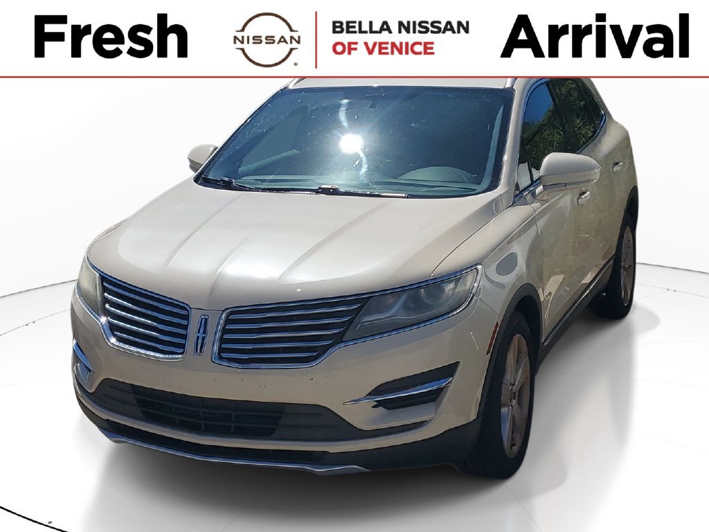 Used 2018 Lincoln MKC Premiere FWD image 1
