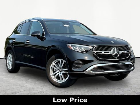 Used 2023 Mercedes-Benz GLC 300 4MATIC image 3