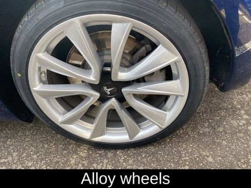 Used 2019 Tesla Model 3 Long Range image 13