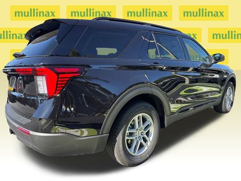 New 2026 Ford Explorer Active image 14