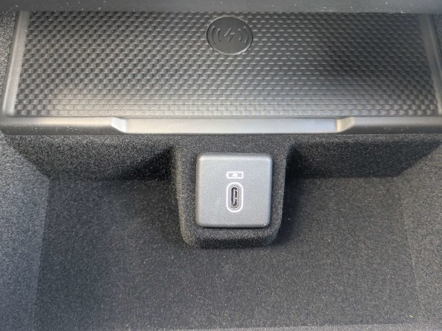 New 2027 Land Rover Range Rover Long Wheelbase SE AWD/4WD image 23