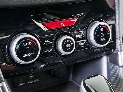 Used 2020 Subaru Forester Touring AWD/4WD image 16