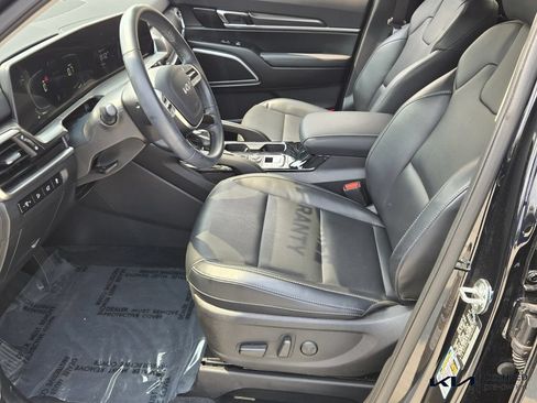 Certified 2025 Kia Telluride S FWD image 10