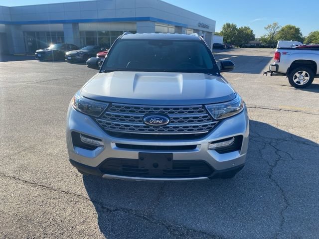 Used 2023 Ford Explorer Limited AWD/4WD image 9
