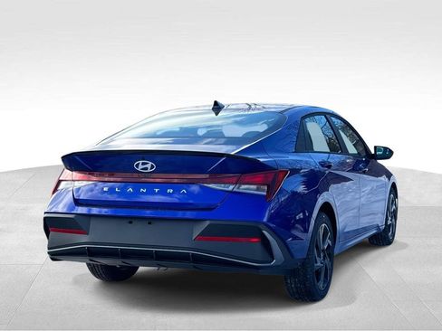 New 2026 Hyundai Elantra Sport FWD image 4