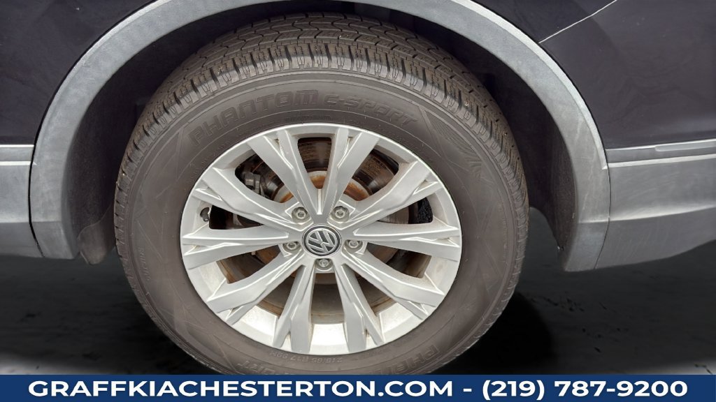 Used 2020 Volkswagen Tiguan S FWD image 33