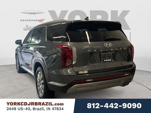 Used 2024 Hyundai Palisade SEL AWD/4WD image 3