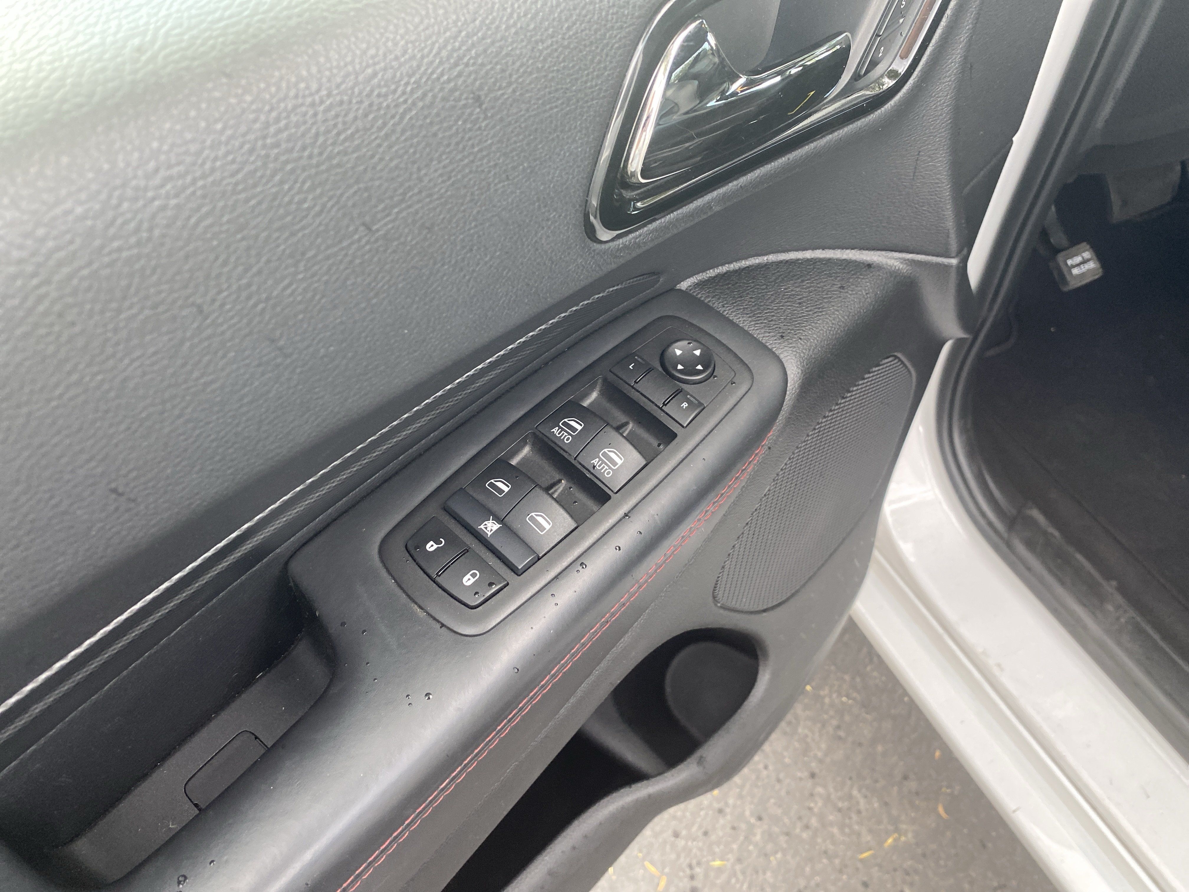 Used 2024 Dodge Durango GT AWD/4WD image 8