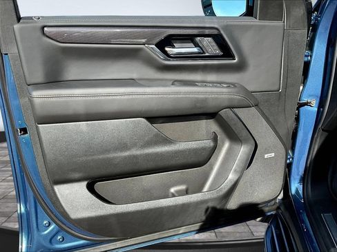 New 2026 GMC Yukon XL Elevation w/ Elevation Premium Package AWD/4WD image 27