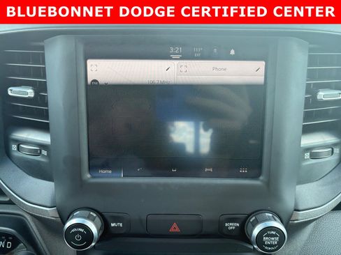 Used 2024 RAM 2500 Tradesman w/ Chrome Appearance Group AWD/4WD image 15