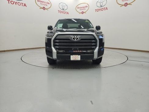 Used 2023 Toyota Tundra Limited AWD/4WD image 4