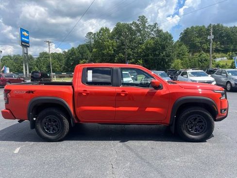 Used 2025 Nissan Frontier PRO-4X w/ Interior Protection Package AWD/4WD image 5