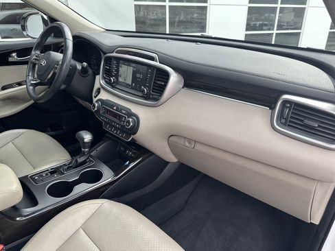 Used 2019 Kia Sorento EX w/ EX Touring Package image 39