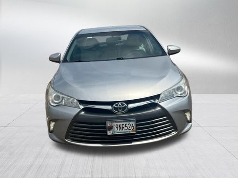 Used 2015 Toyota Camry XLE FWD image 2