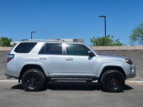 Used 2016 Toyota 4Runner Trail Premium AWD/4WD image 9