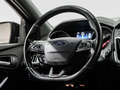 Used 2017 Ford Focus ST FWD image 19