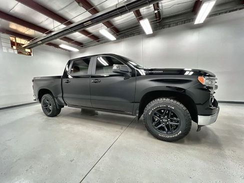 Certified 2024 Chevrolet Silverado 1500 LT image 9