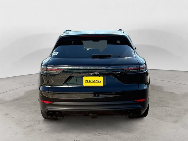 Used 2023 Porsche Cayenne Platinum Edition AWD/4WD image 6