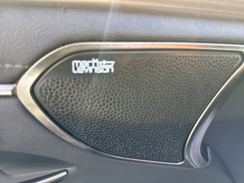 Used 2023 Lexus ES 350 F Sport image 9