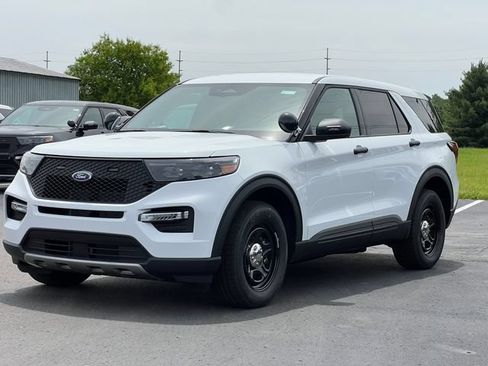New 2026 Ford Explorer 4WD Police Interceptor w/ Ready For The Road Package image 36