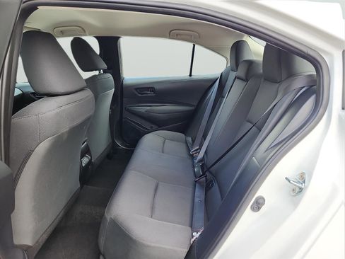 Used 2025 Toyota Corolla LE FWD image 8