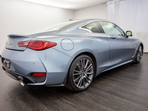 Used 2017 INFINITI Q60 Red Sport 400 image 26