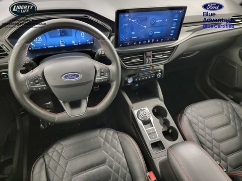 Certified 2023 Ford Escape ST-Line Elite w/ Premium Technology Package AWD/4WD image 33