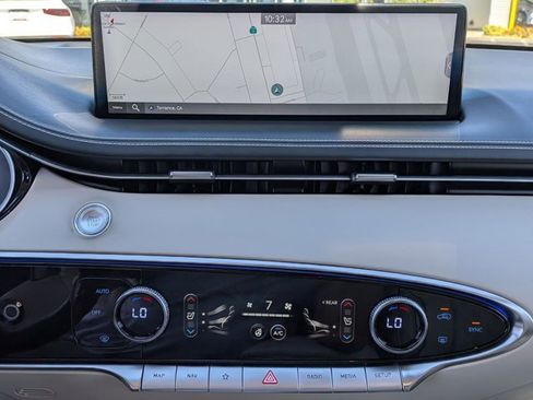 Used 2023 Genesis GV70 3.5T Sport w/ Sport Advanced Package image 15