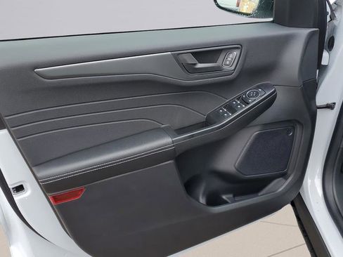 New 2026 Ford Escape Active image 10