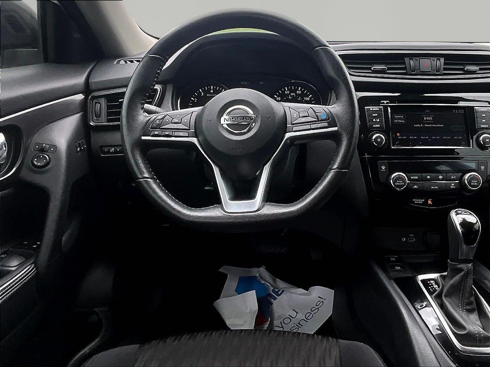 Used 2019 Nissan Rogue SV w/ Premium Package FWD image 15